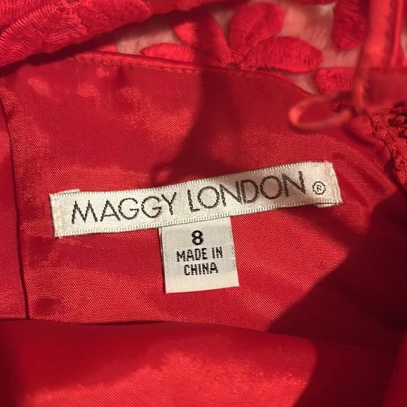 MAGGY LONDON RED DRESS SIZE 8 - Picture 2 of 7